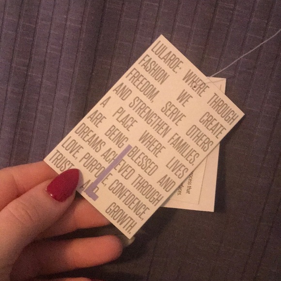 lularoe gigi. make an offer. - Picture 4 of 4